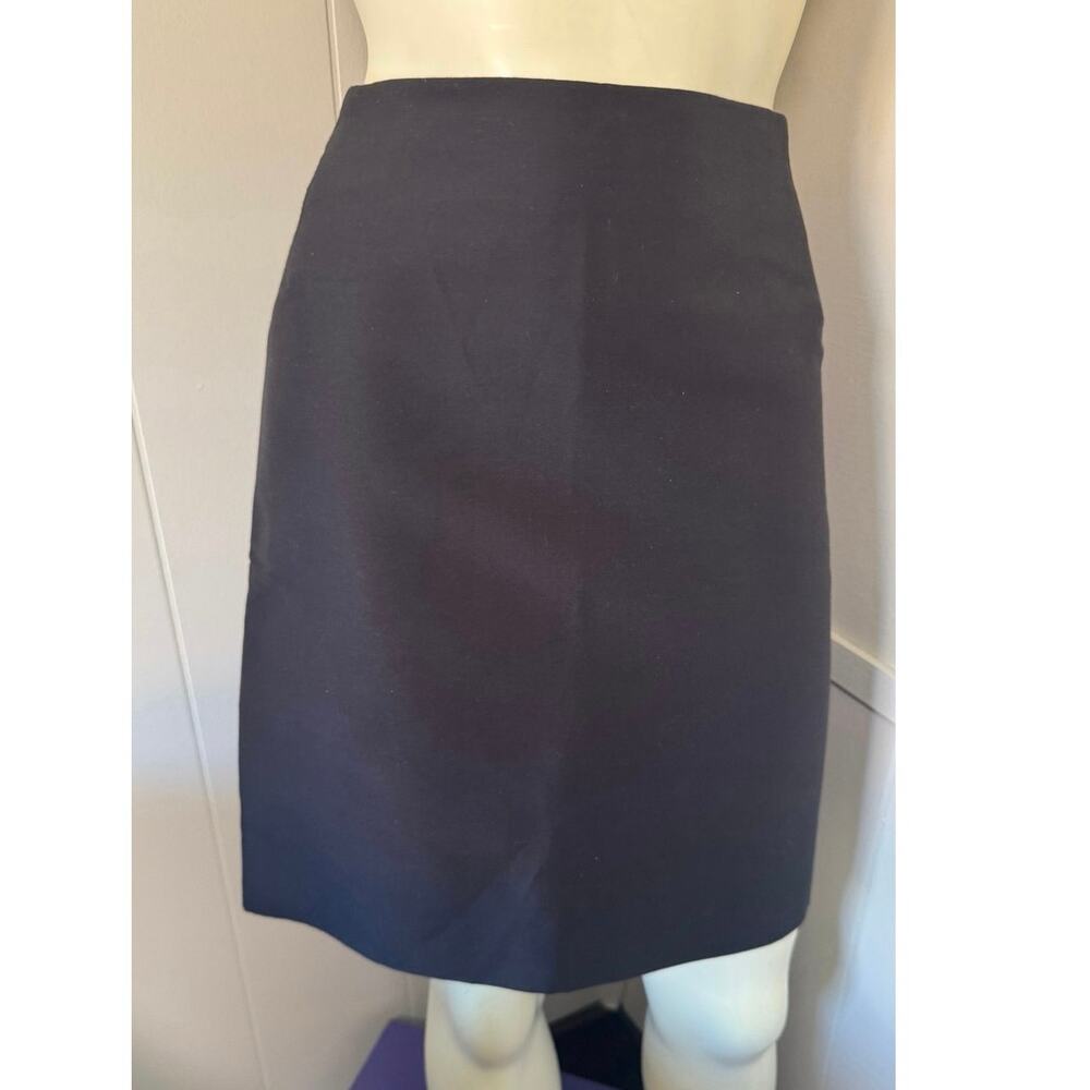 BCBGMAXAZRIA "Jaylyn" Structured Pencil Skirt.